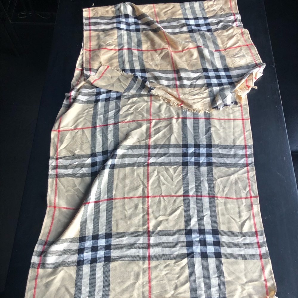 Burberry scarf
